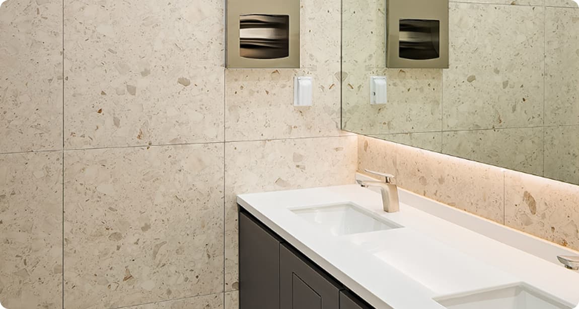 Powder room /Locker