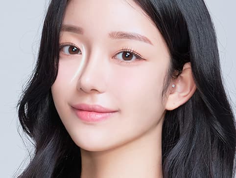 Semi-Fancy nose point: Natural Nose Bridge