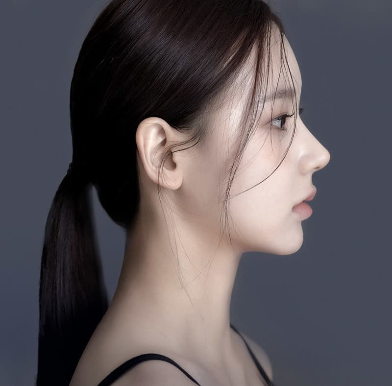 Semi-fancy rhinoplasty mobile visual banner