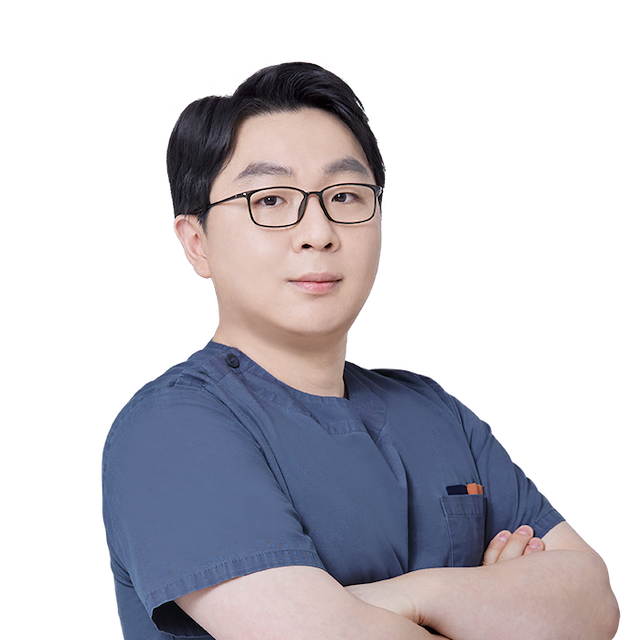 Dr. Kim Tae-Woong