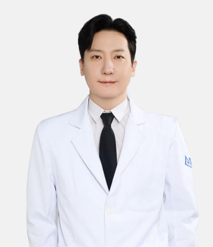 Dr. Yoon Hong-Sang at AB Plastic Surgery