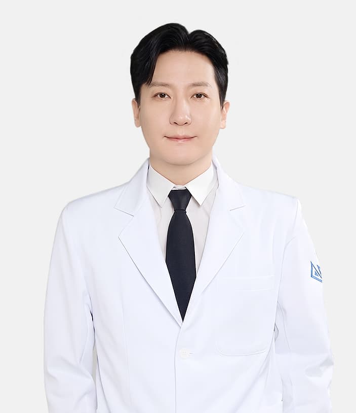 Dr. Yoon Hong-Sang at AB Plastic Surgery